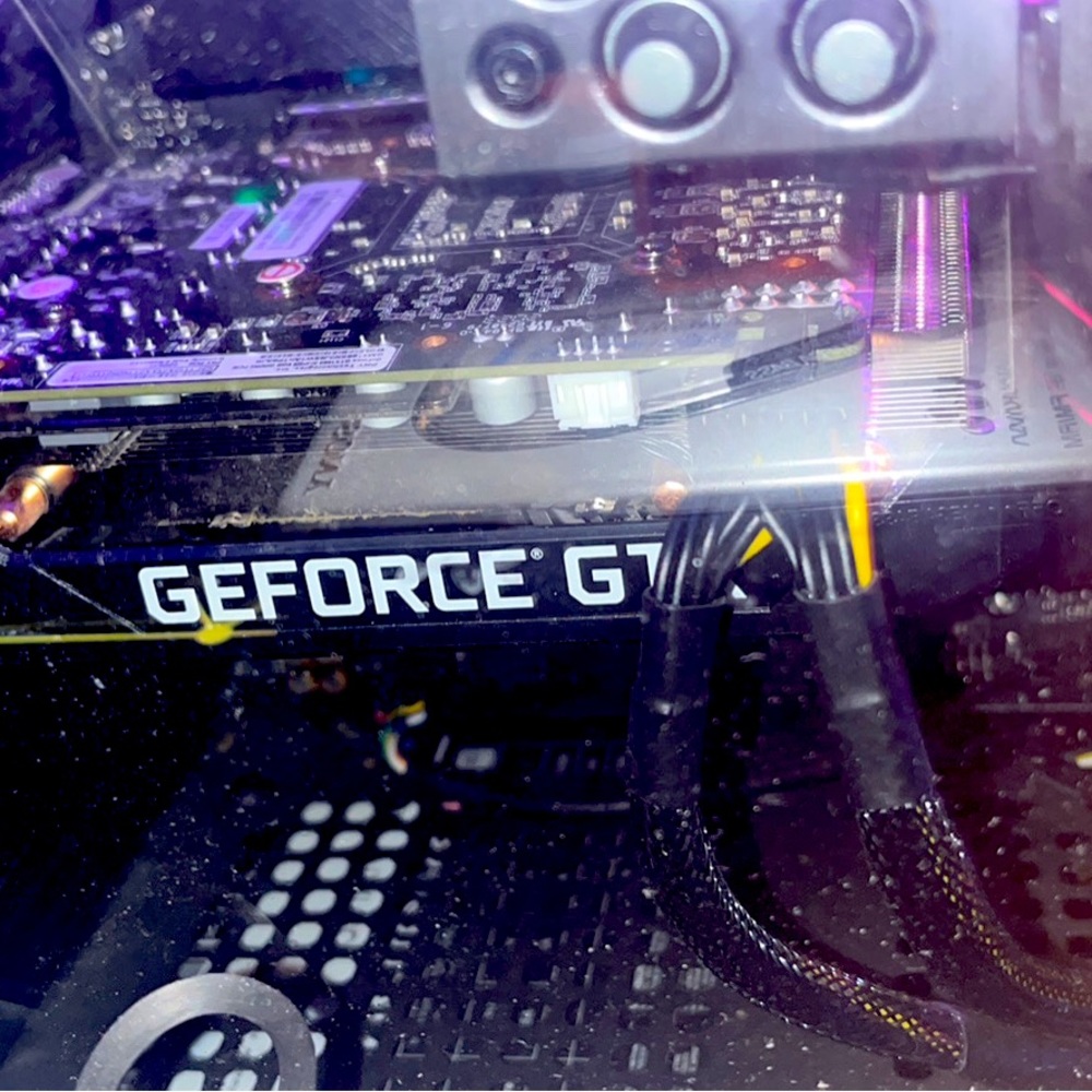 Looking to sell my 2060ti gigabyte gpu my big